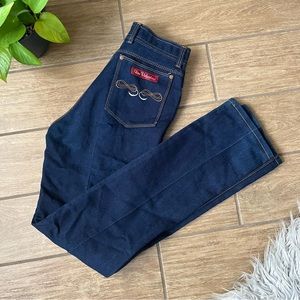 Nino Valentino highway slim fit dark wash western jeans. Size 9